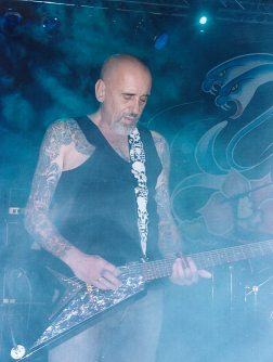 ROSE TATTOO SYMBIOSE EINES SEXSYMBOLS